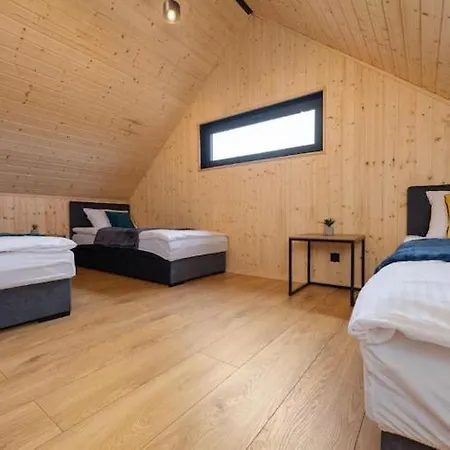 بيت للعطل Homes With Access To A Pool, Sauna And Jacuzzi *