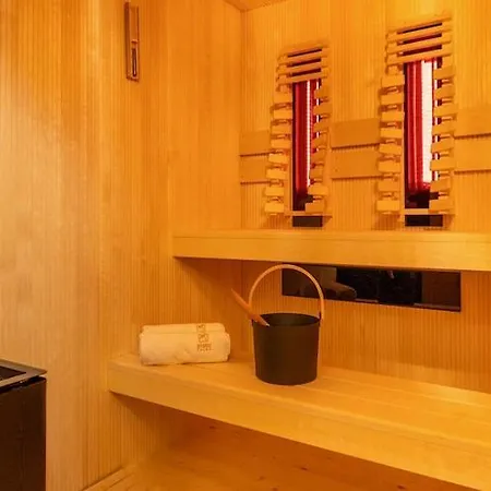 بيت للعطل Homes With Access To A Pool, Sauna And Jacuzzi Kopań