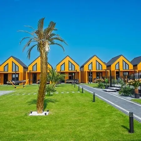 بيت للعطل Homes With Access To A Pool, Sauna And Jacuzzi *